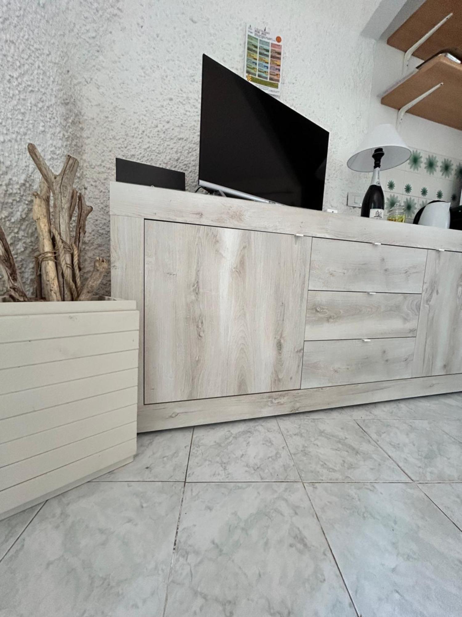 Li Pintaderi Apartment Изола Роса Екстериор снимка